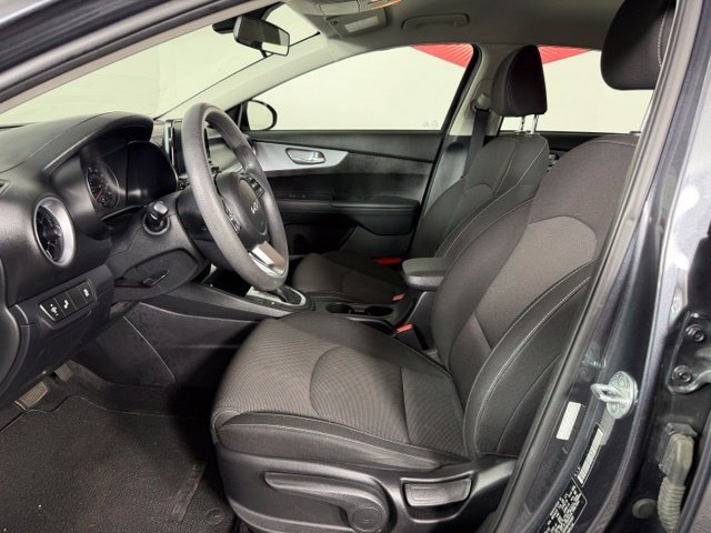 Used 2022 Gray Kia LXS image 5