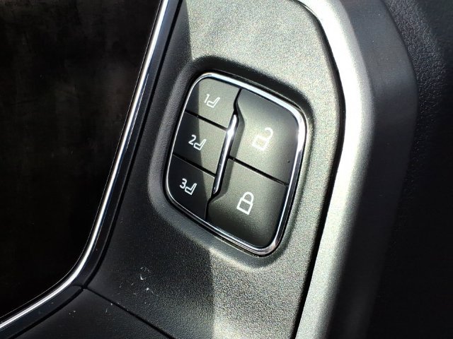 Used 2024 Red Ford Lariat image 17