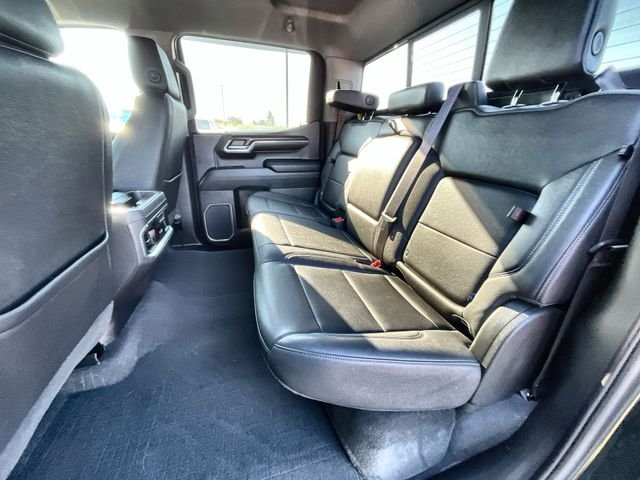 Used 2023 Black GMC SLT image 24