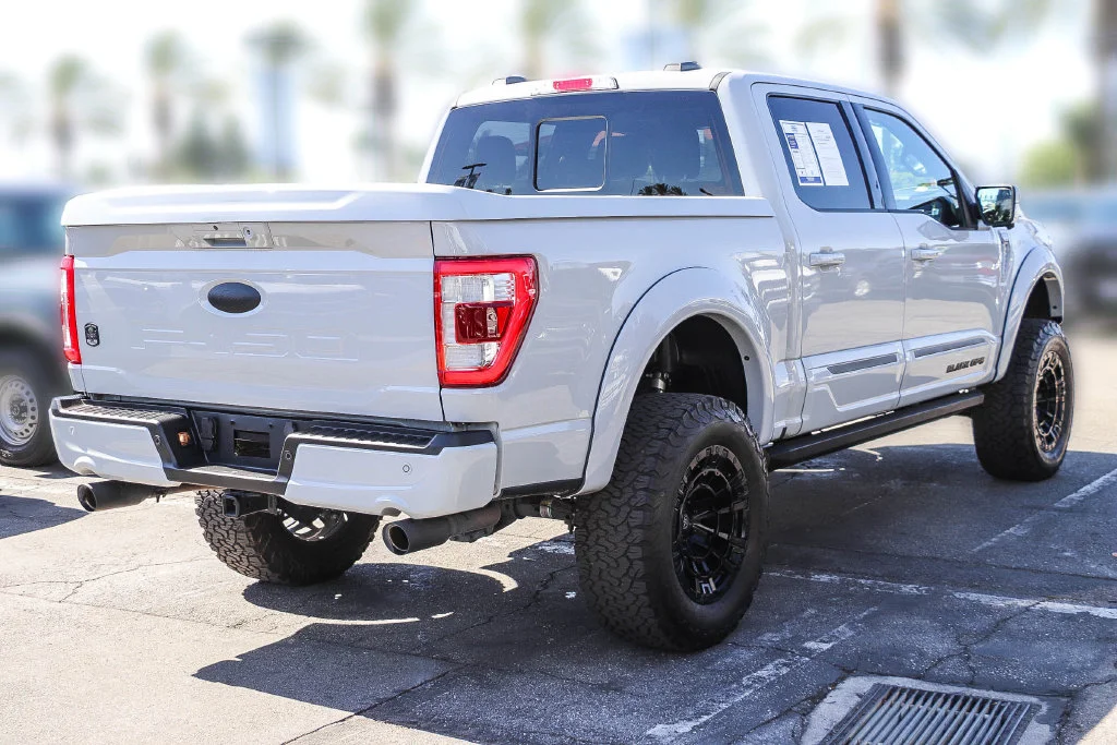 Used 2023 White Ford Lariat image 7