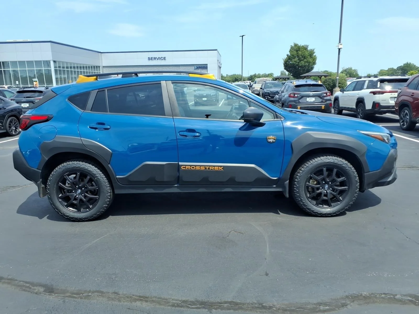 Used 2024 Geyser Blue Pearl Subaru Wilderness image 26