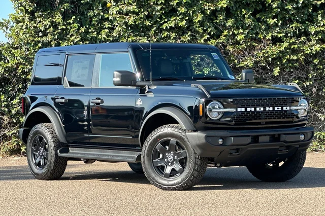 2025 Ford Bronco Outer Banks®