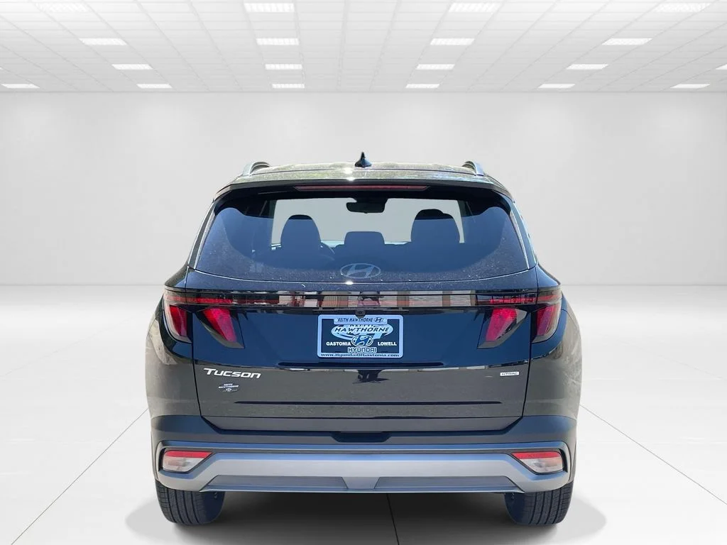 New 2026 Black Hyundai SEL image 5