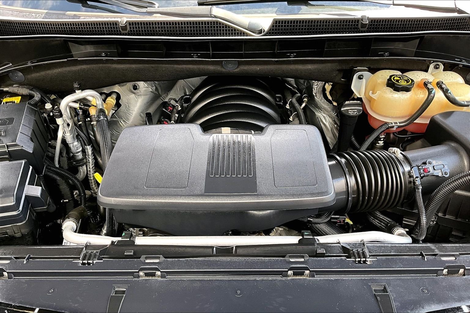 Used 2022 Black Cadillac Premium Luxury image 10