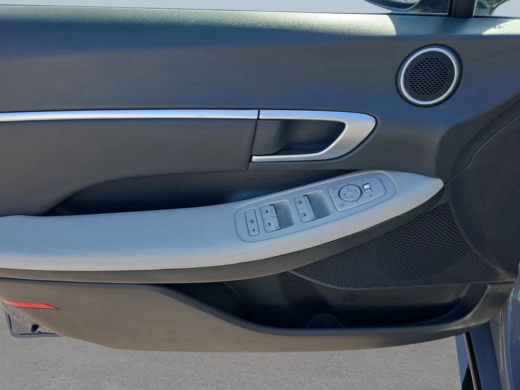 2024 Hyundai Sonata SEL - Photo 17