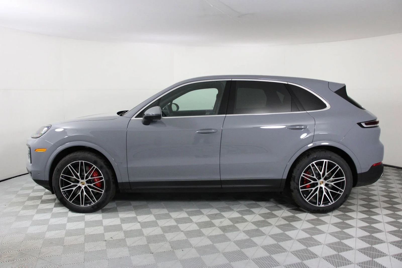 New 2026 Arctic Grey Porsche S image 2