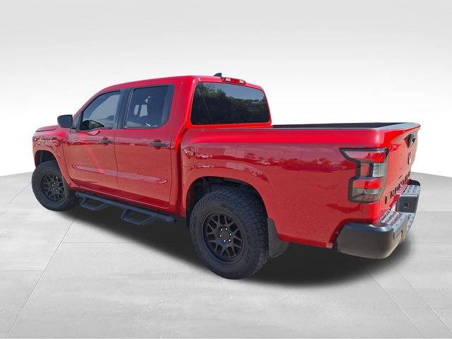 Used 2022 Red Nissan S image 6