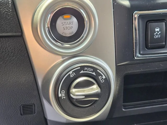 Used 2021 Gray Nissan SV image 31