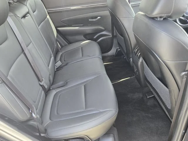 Used 2023 Black Hyundai SEL image 16