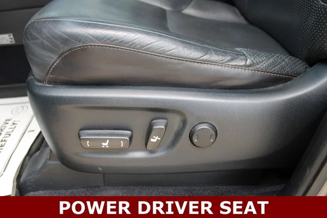 Used 2018 Gray Lexus 460 Luxury image 3