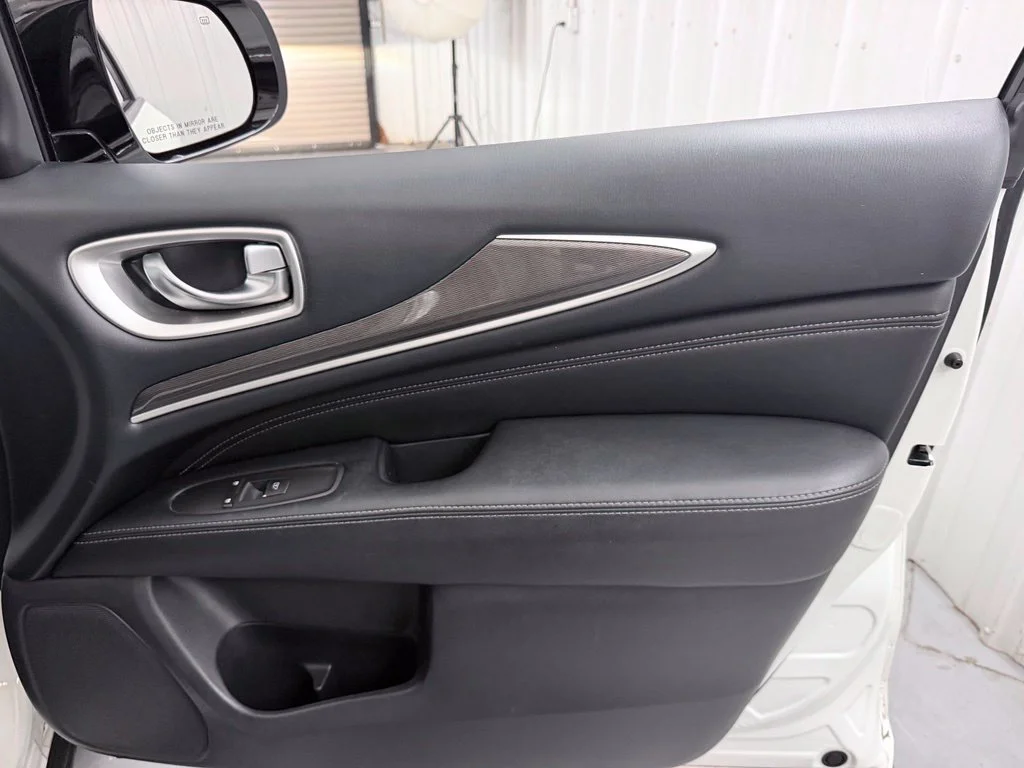 Used 2017 Majestic INFINITI Base image 45