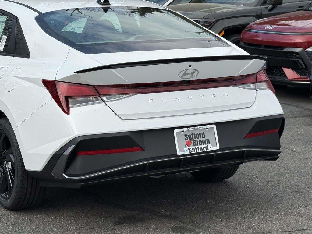 New 2026 Serenity White Hyundai SEL Sport image 10