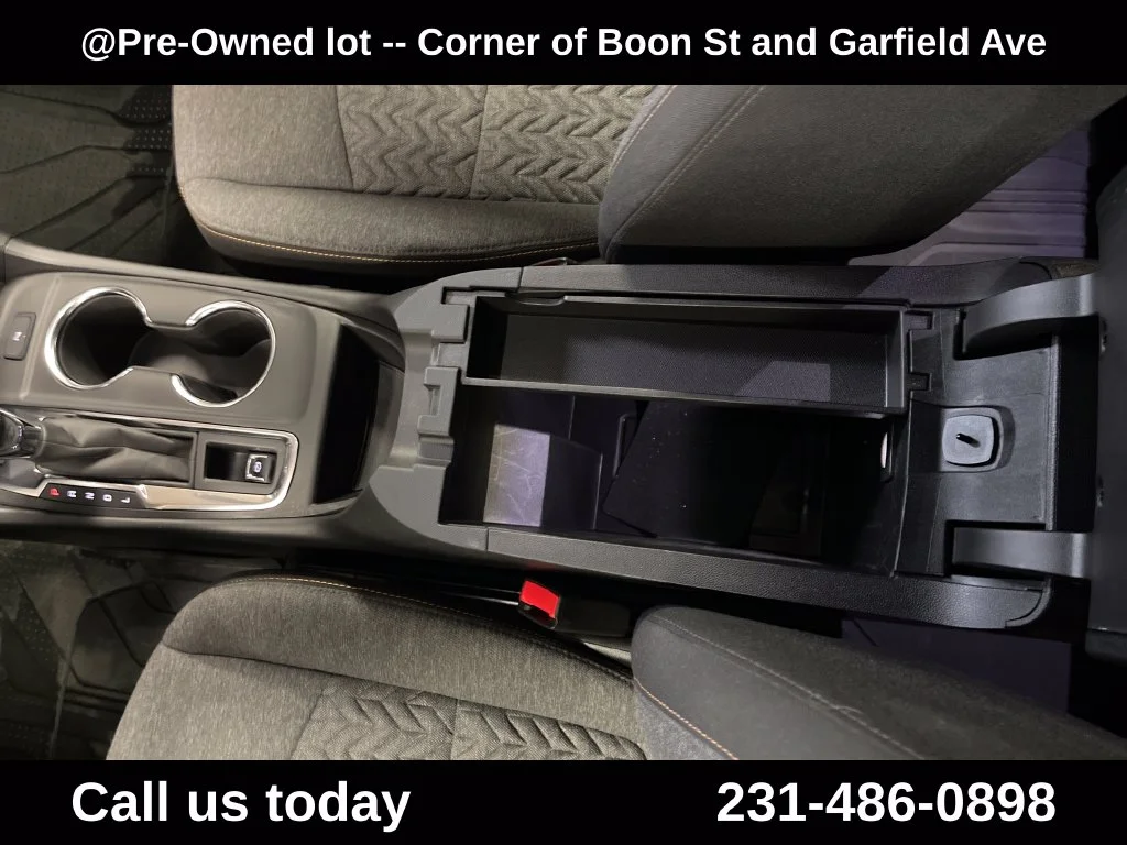 Used 2024 Gray Chevrolet LT image 24