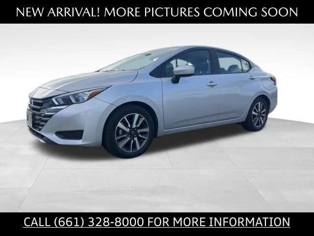 2023 Nissan Versa Sedan SV