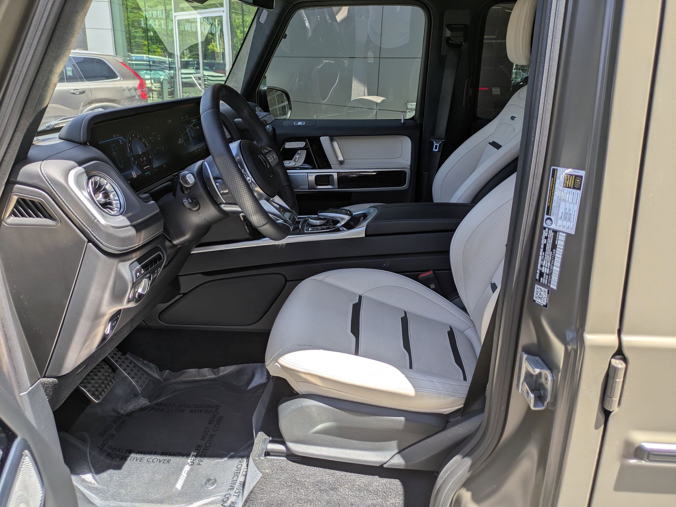 Certified Used 2023 MANUFAKTUR dark olive Green magno Mercedes-Benz AMG® G 63 image 15