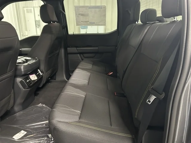 2025 Ford F-150 STX - Photo 19