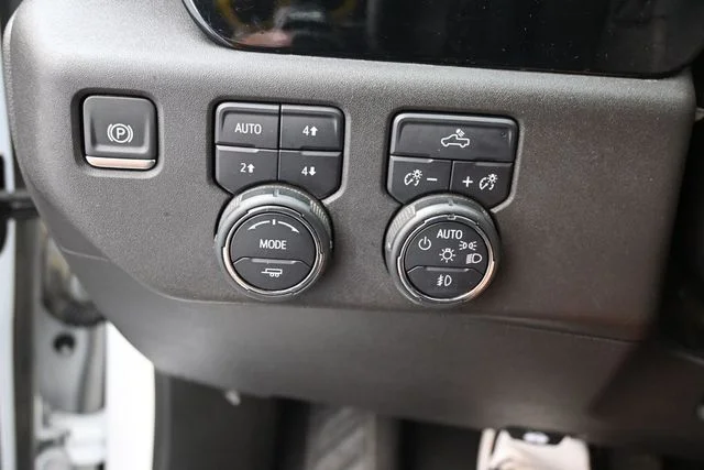 2024 Chevrolet Silverado 1500 LT Trail Boss - Photo 20