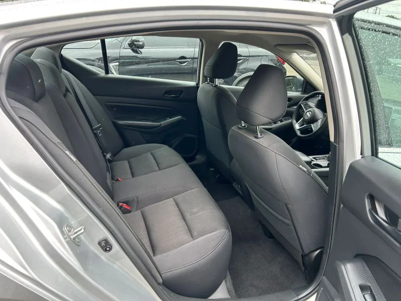 Used 2024 Silver Nissan 2.5 SV Sedan 4D image 24