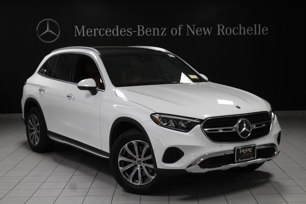 2026 Mercedes-Benz GLC GLC 300 4MATIC's photo