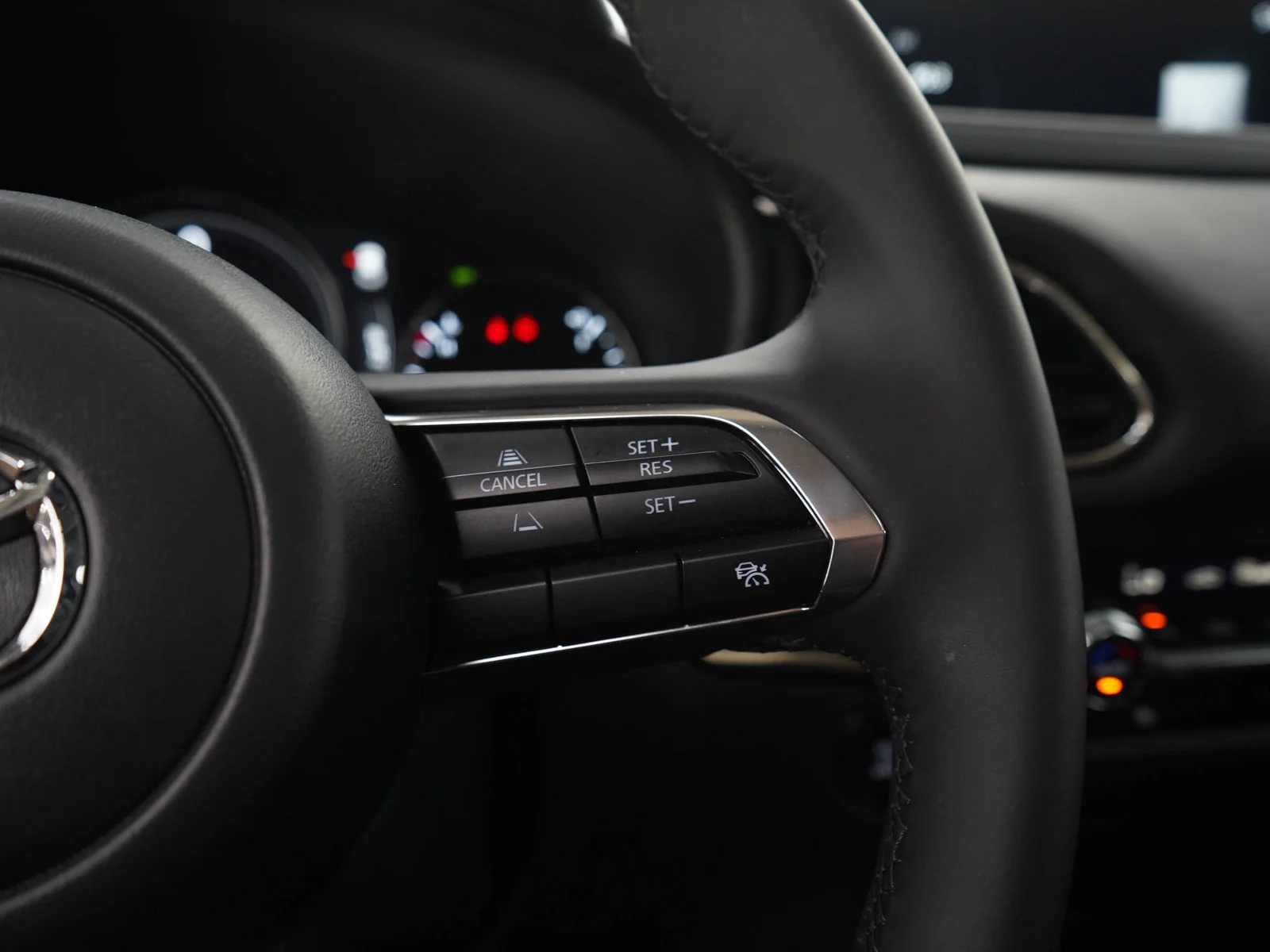 Used 2024 Jet Black Mica Mazda cx-30 image 26