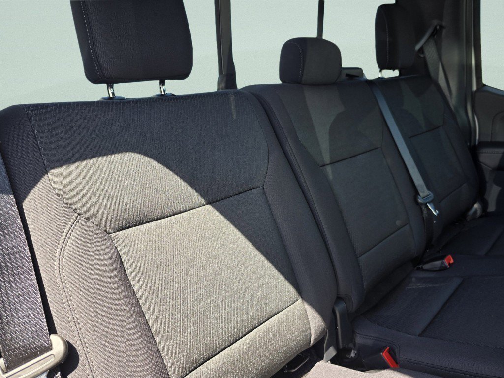 New 2026 Oxford White Ford XLT image 31