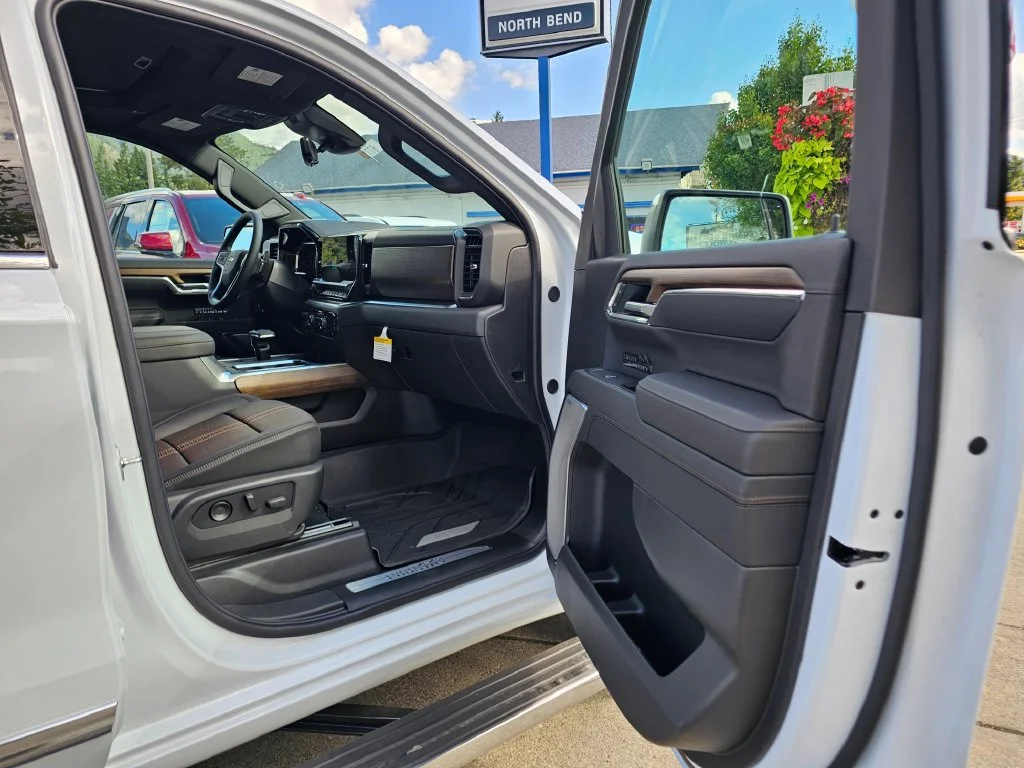 2026 Chevrolet Silverado 1500 High Country - Photo 13