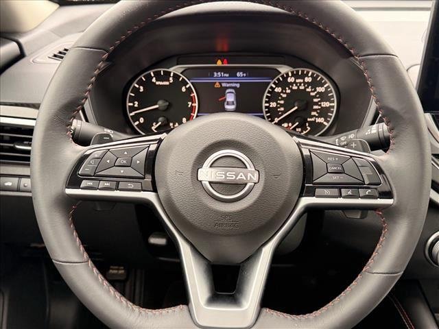 Used 2024 Super Black Nissan 2.5 SR image 12