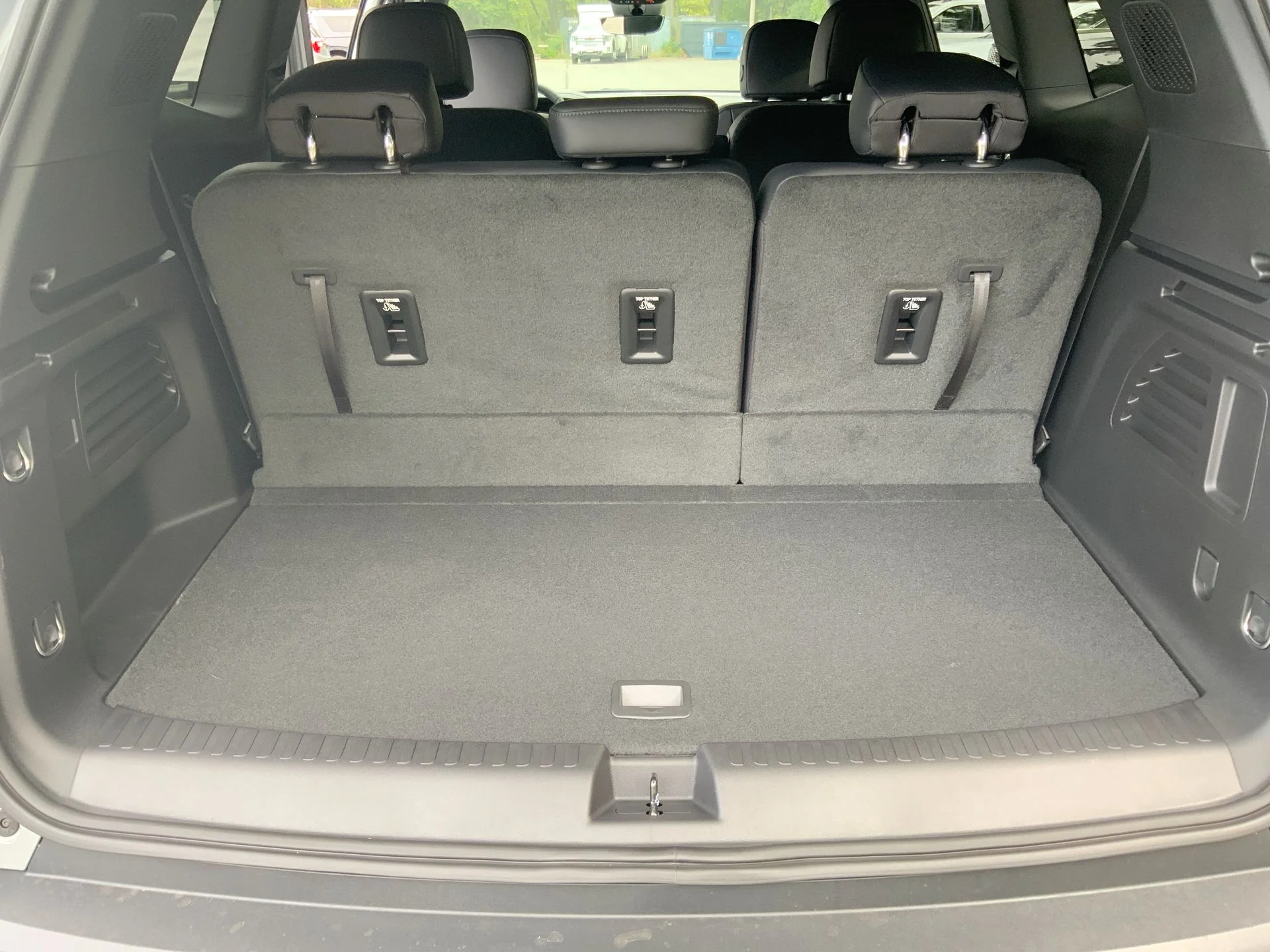 2027 GMC Acadia Elevation - Photo 33