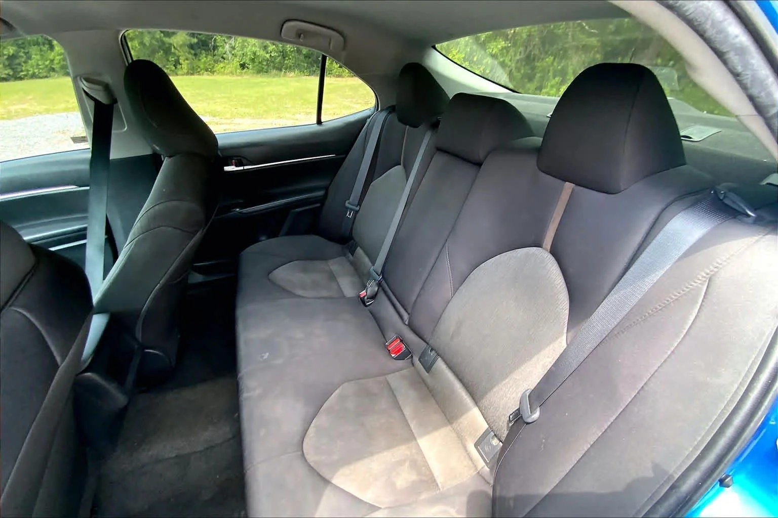 2020 Toyota Camry LE - Photo 21
