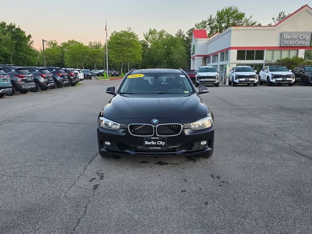Used 2015 Black BMW 328i xDrive image 3
