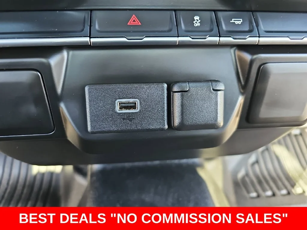 Used 2020 White Chevrolet WT image 24