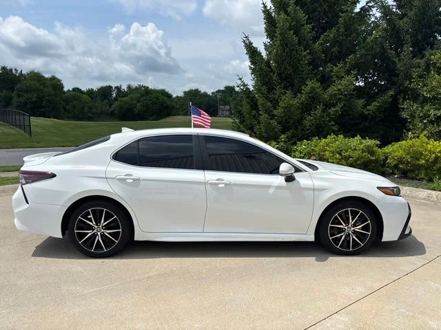 Used 2023 White Toyota SE image 5