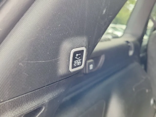Used 2024 White Jeep 4xe image 10