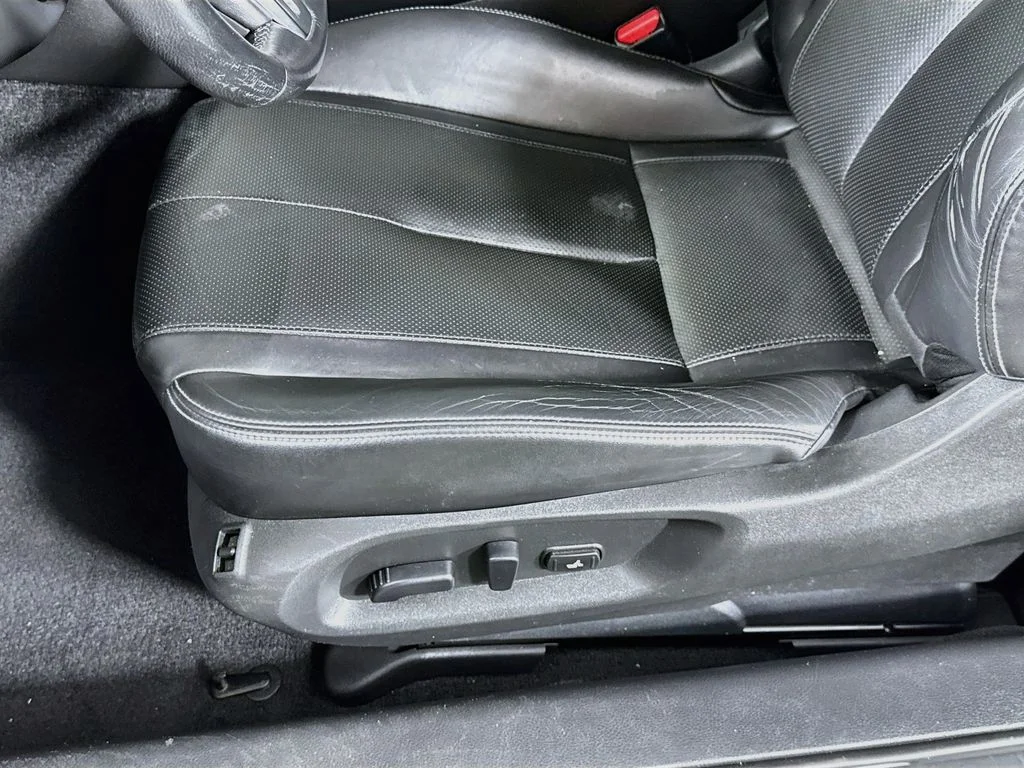 Used 2017 Gray INFINITI Red Sport 400 image 23