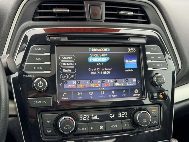 Used 2023  Nissan 3.5 SL image 19