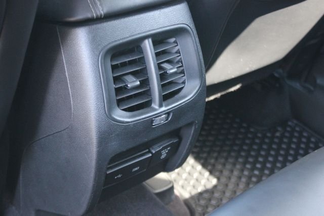 Used 2019 Green Jeep Limited image 23