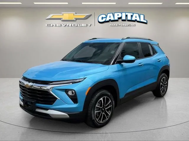 Used 2025 Marina Blue Metallic Chevrolet LT image 1