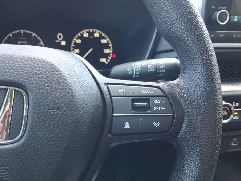Used 2024  Honda LX image 28