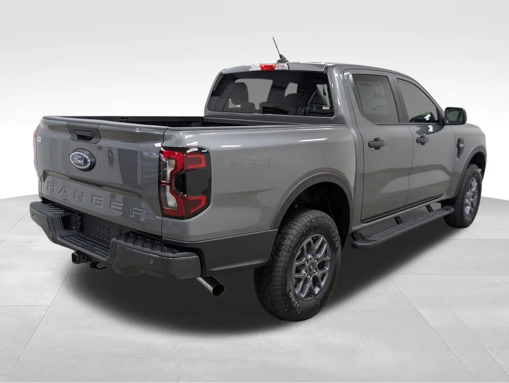 New 2026 Carbonized Gray Metallic Ford XLT image 19
