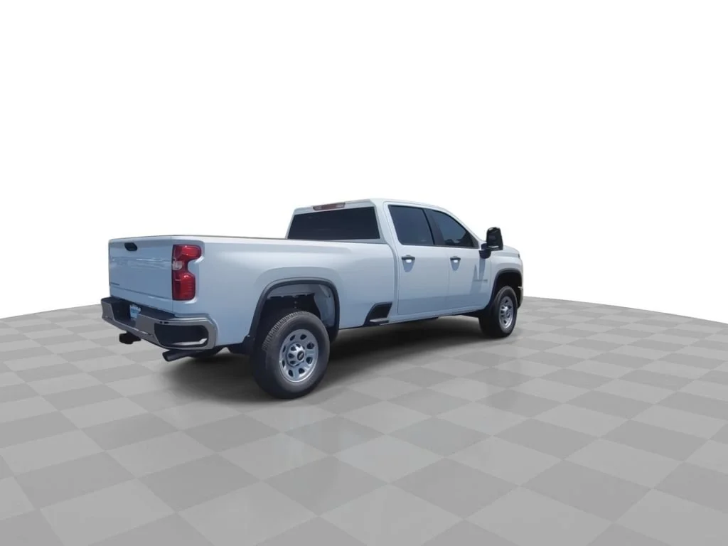 New 2026 Summit White Chevrolet WT image 8