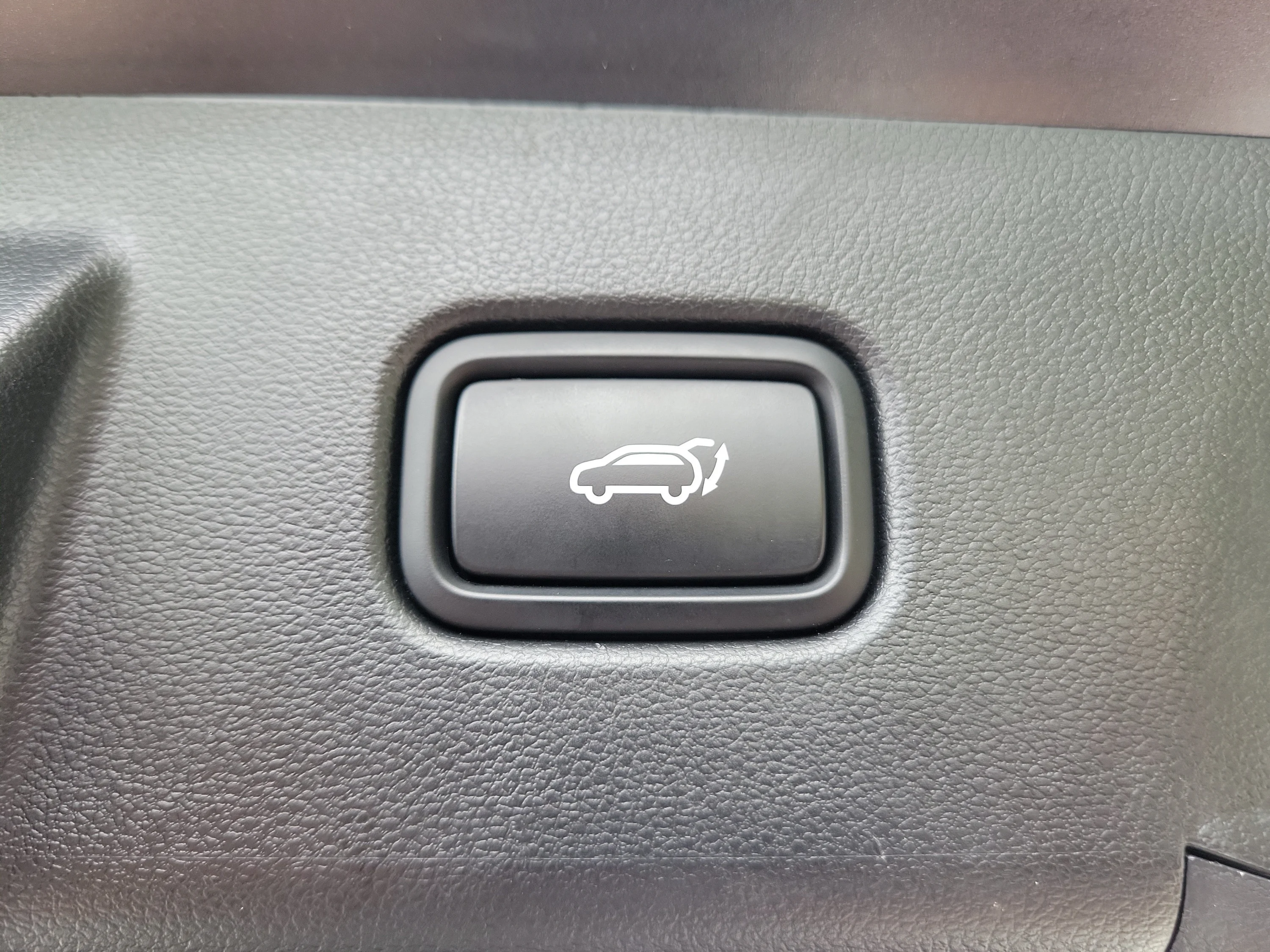 Used 2022 Portofino Gray Hyundai SEL image 10