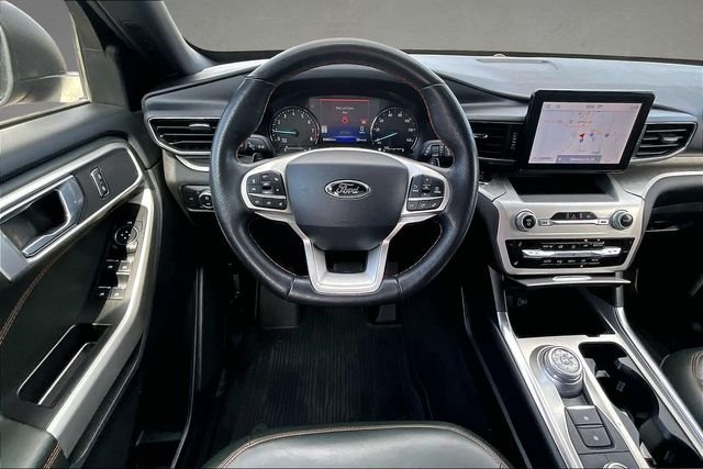 Used 2022 Green Ford Timberline image 3