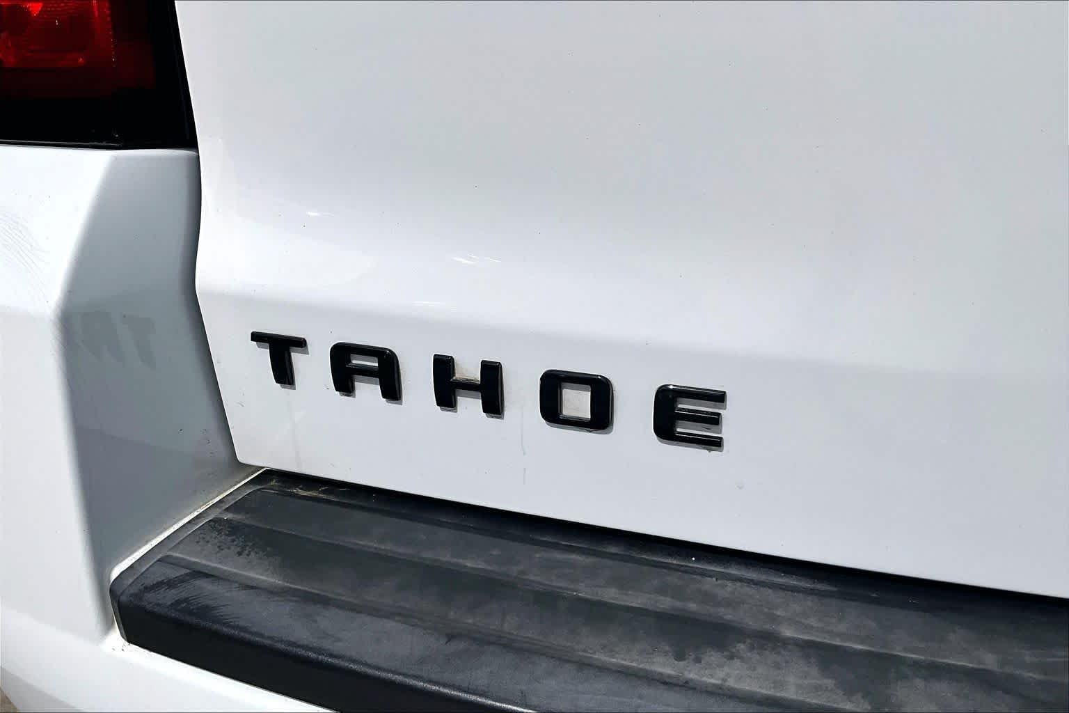 Used 2018 Summit White Chevrolet Premier image 10