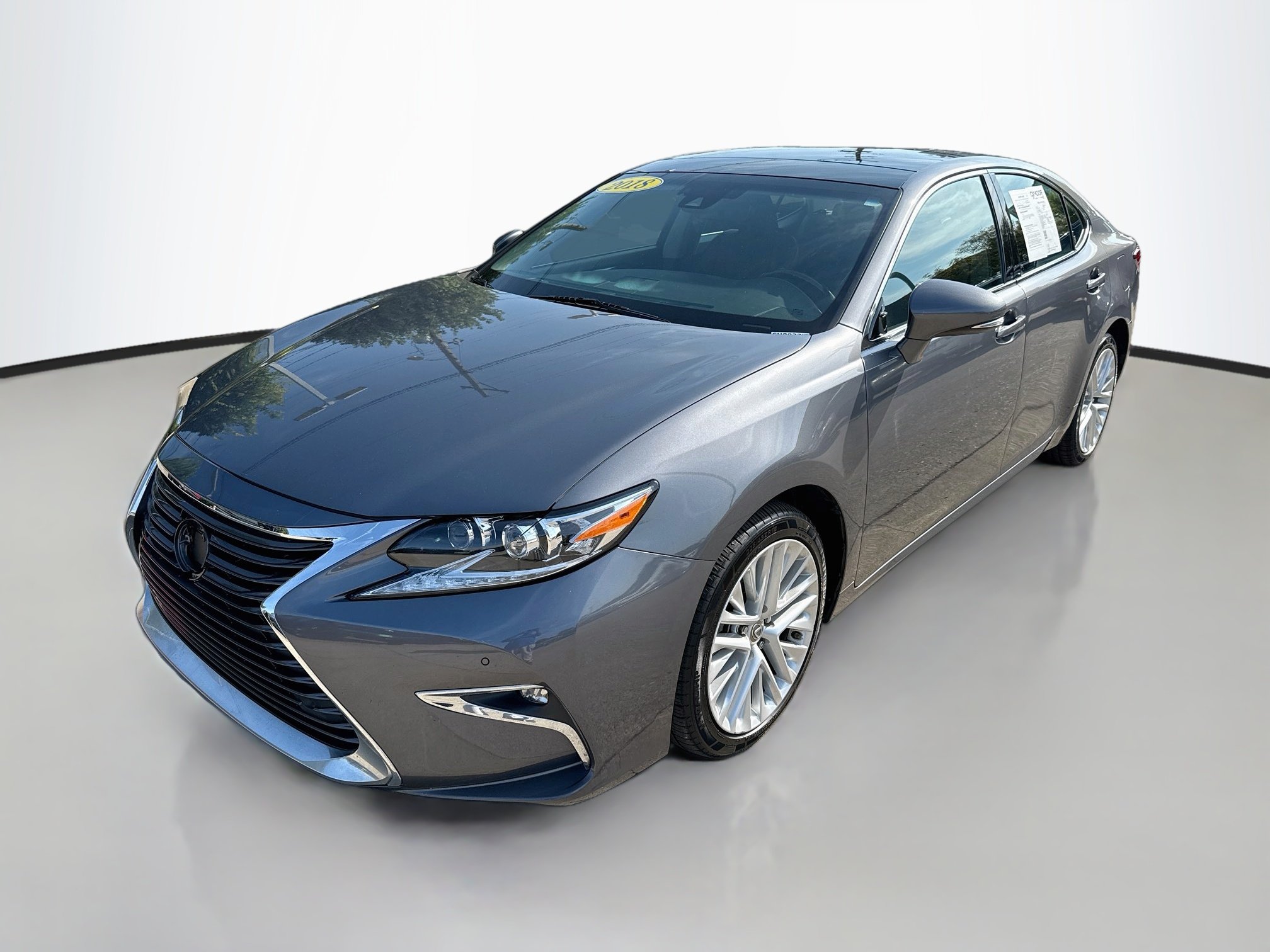 Used 2018 Nebula Gray Pearl Lexus Base image 3