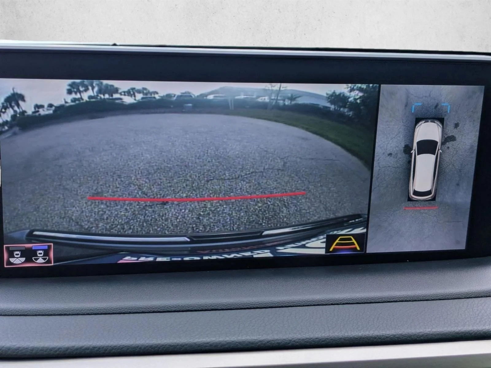 Used 2022 Atomic Silver Lexus RX 450h image 14