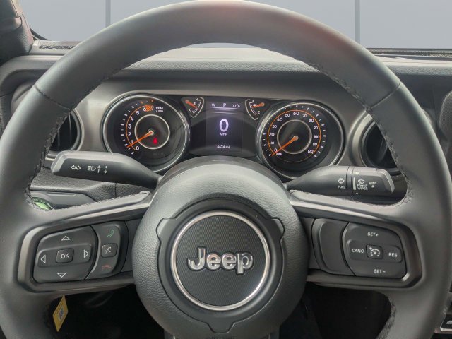 Certified Used 2023 Green Jeep Sport S image 27