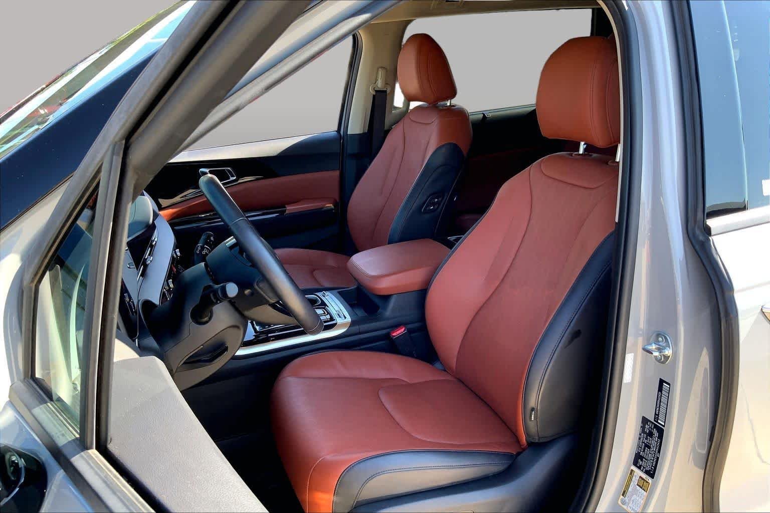 Used 2024 Ceramic Silver Kia SX image 8