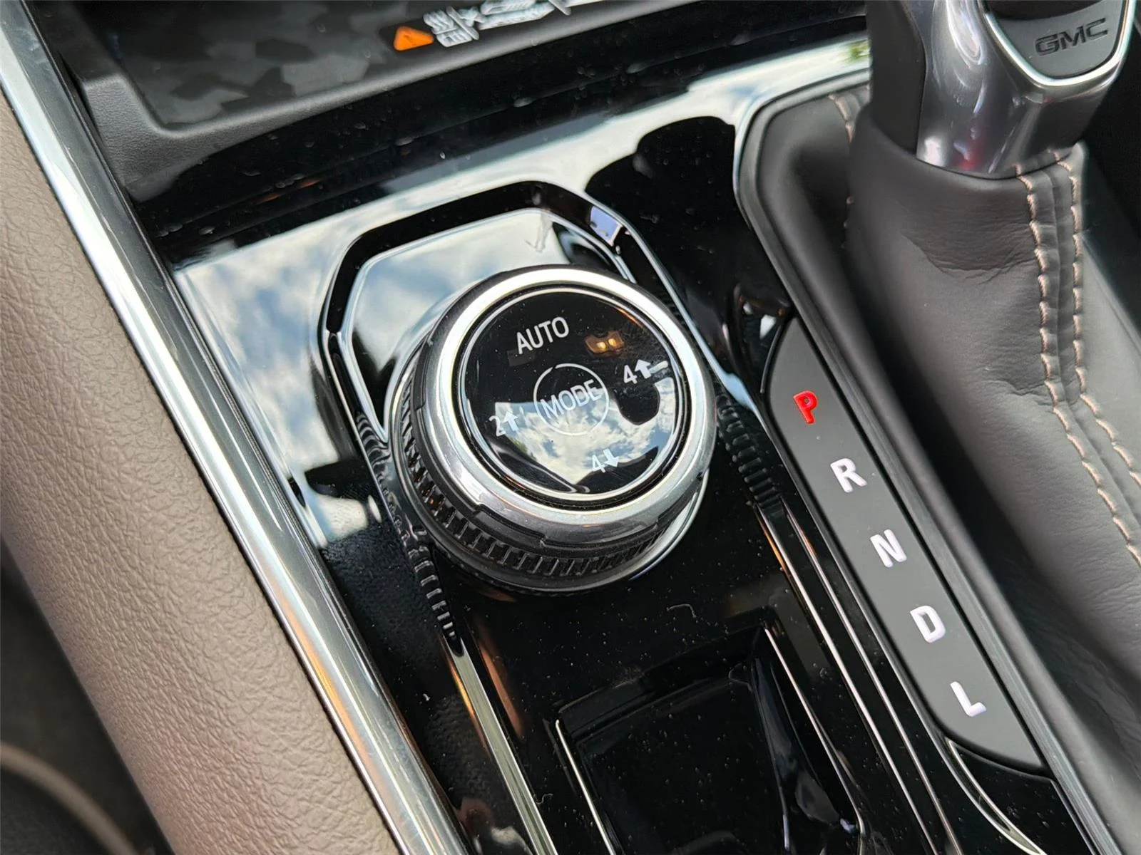 2026 GMC Canyon Denali - Photo 24