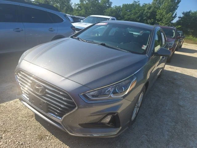 Used 2019 Gray Hyundai ECO image 8