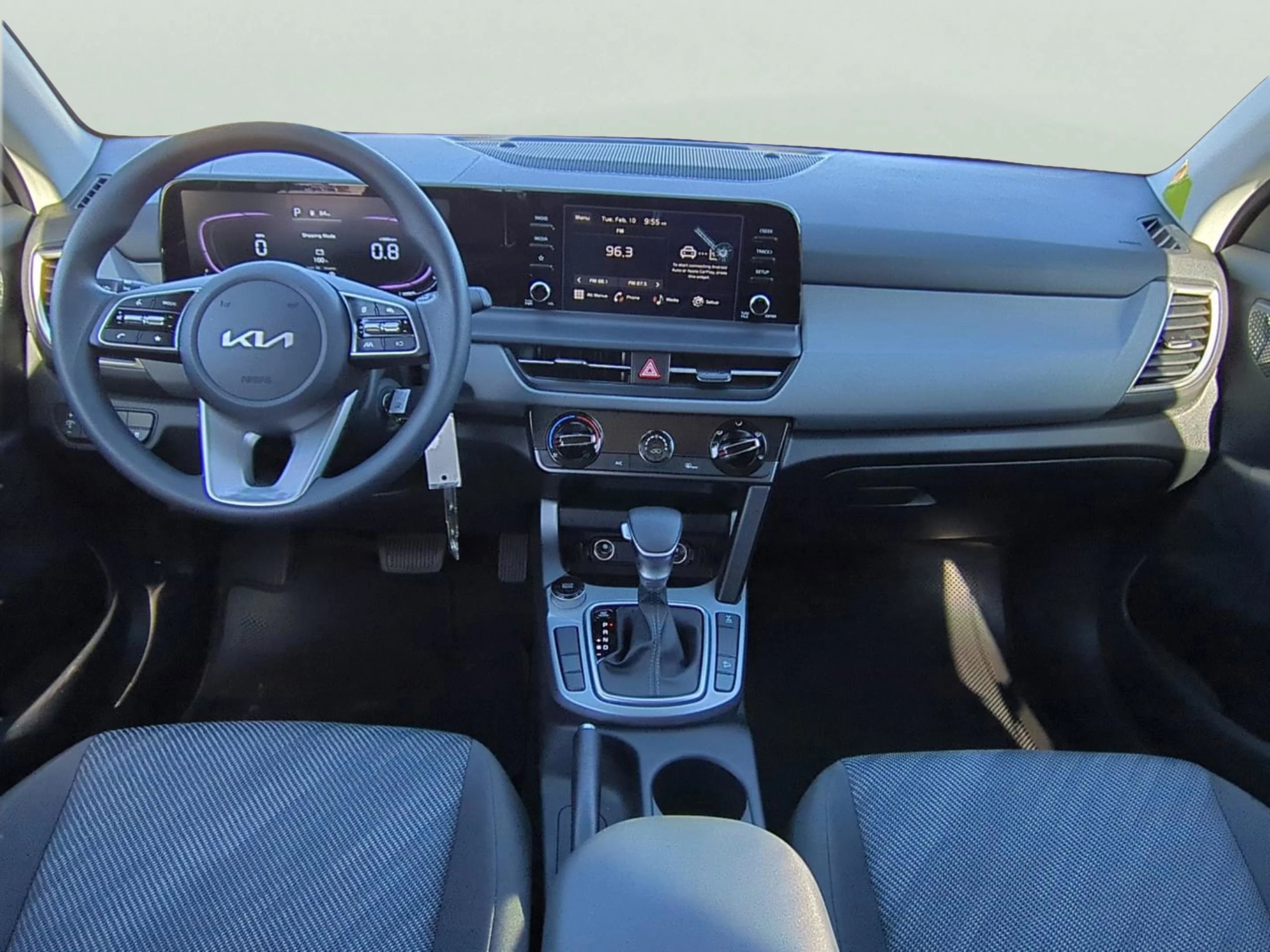 New 2026 Snow White Pearl Kia LX image 16